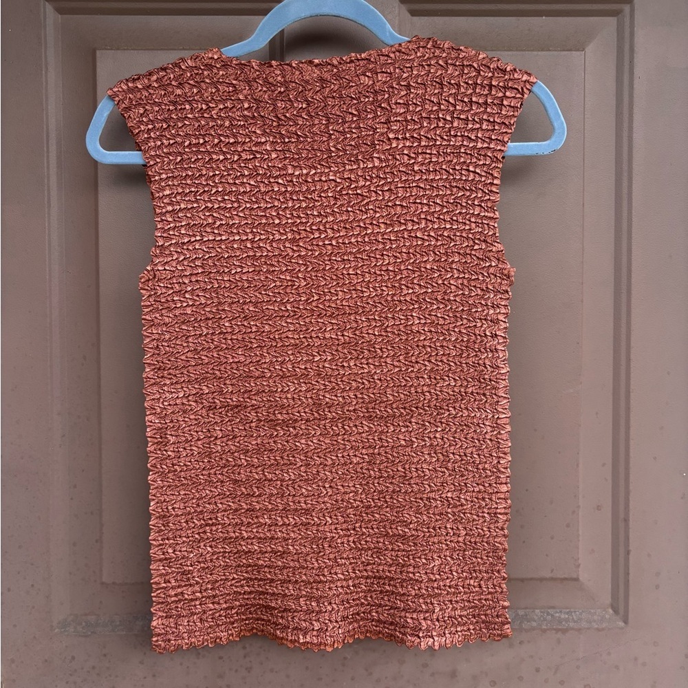NICOLA Copper Textured Sleeveless Top - Picture 3 of 3